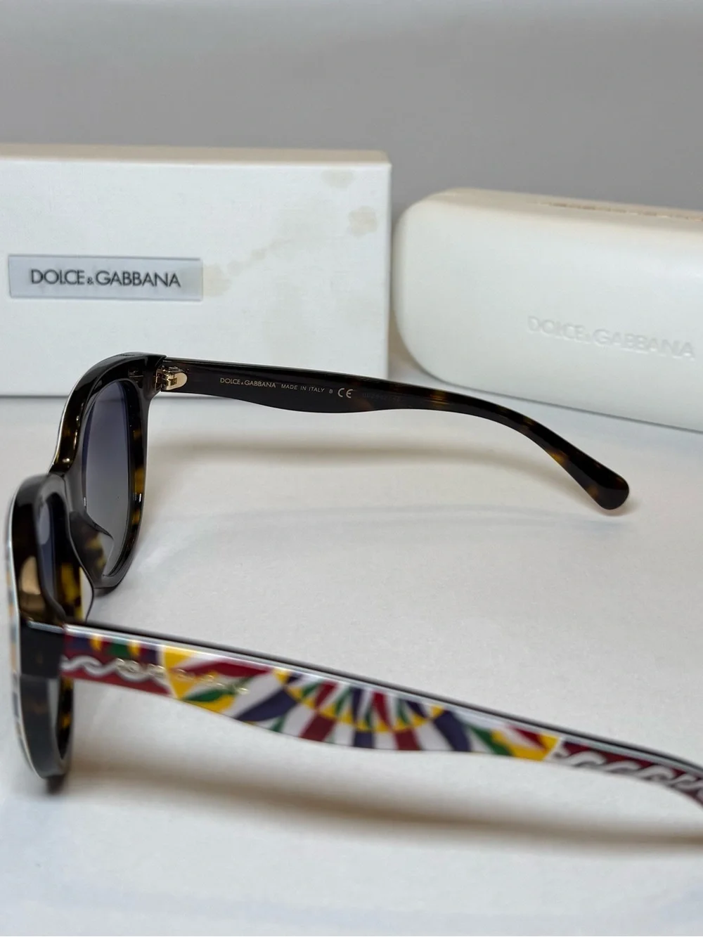 Dolce & Gabbana Multicolor Geometric Cat-Eye Sunglasses - Black Lenses